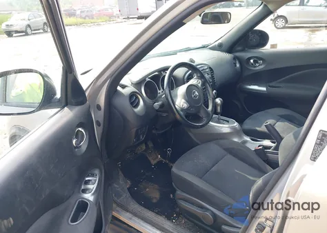 2011 Nissan Juke S/Sv/Sl z USA, uszkodzony, nr VIN JN8AF5MV6BT015498